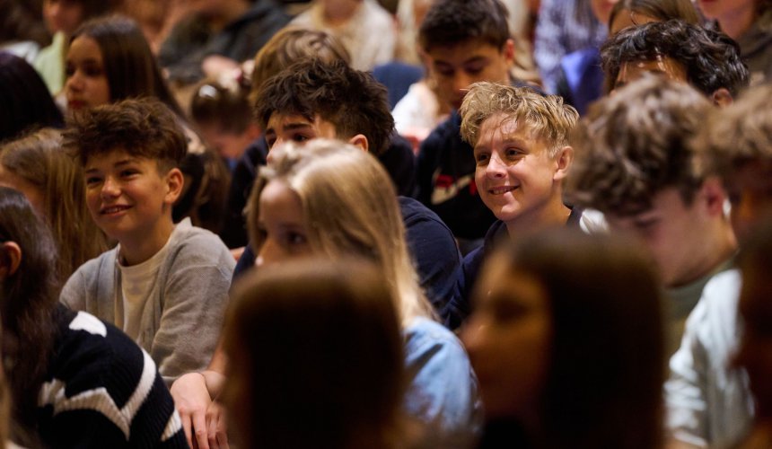 Olympijský víceboj v kulturním tempu: 200 dětí zažilo Zátopka v Minoru