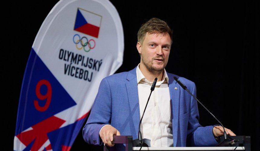 Brusle, pohyb a pět kruhů. Krasobruslař Verner chce dětem vracet radost ze sportu
