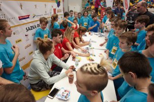 Pražský pětiboj - autogramiády